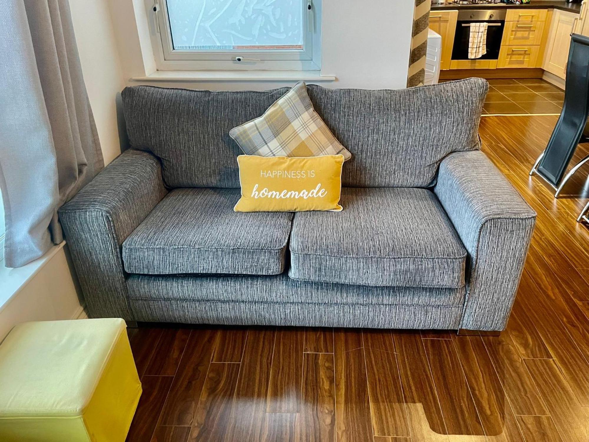 2 Bedroom City-Centre Apartment With Free Parking 贝尔法斯特 外观 照片